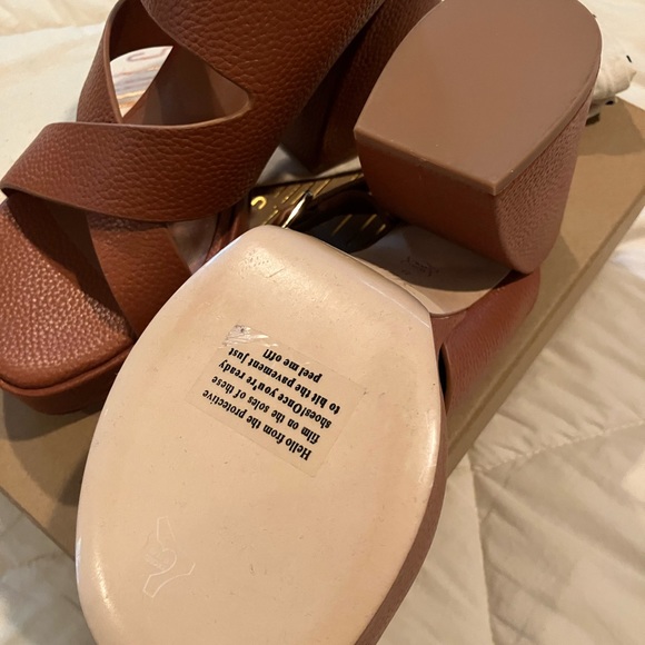 Charlotte Stone Platform (Simi) Sandal, Size 8, Brand New! - Picture 3 of 6